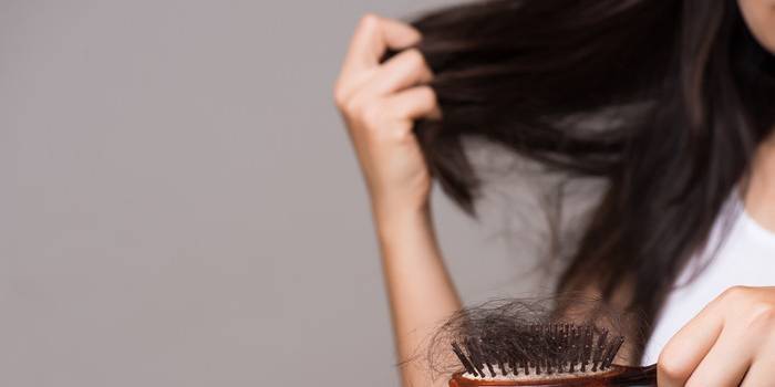 چگونه از ریزش مو در زنان جلوگیری کنیم